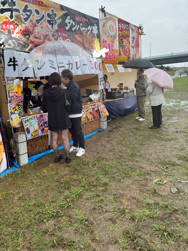 確認待ちの屋台写真