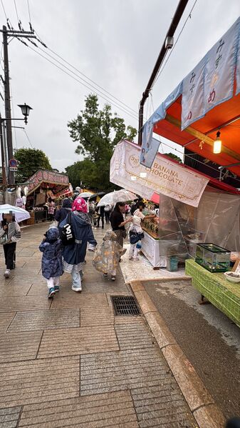 ファイル:Matsuri stall batch 8240811b-205d-46f4-bb49-0c7a7ea128ec.jpg