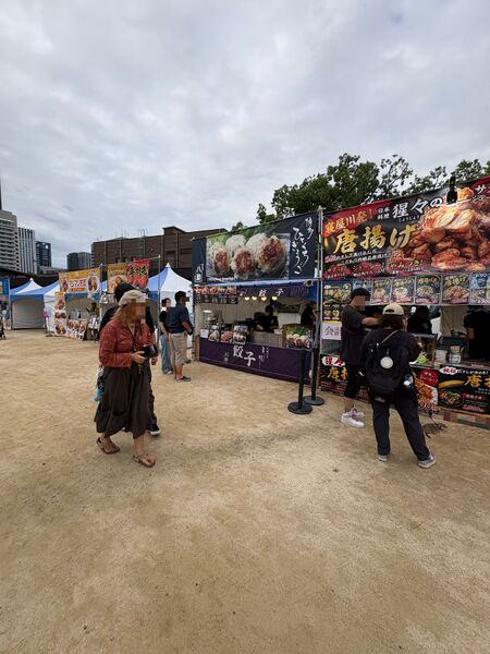 ファイル:テレビ大阪-YATAIフェス-2026-餃子-大阪城公園-太陽の広場-01.jpg
