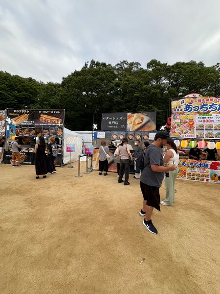 ファイル:テレビ大阪-YATAIフェス-2026-クレープ-大阪城公園-太陽の広場-01.jpg